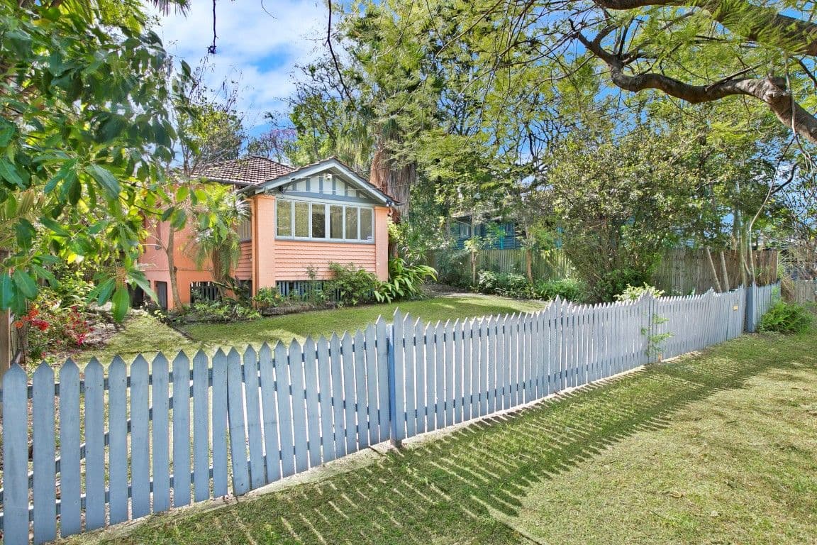 22 Banya Street, BULIMBA QLD 4171, Bulimba - Thumbnail 2