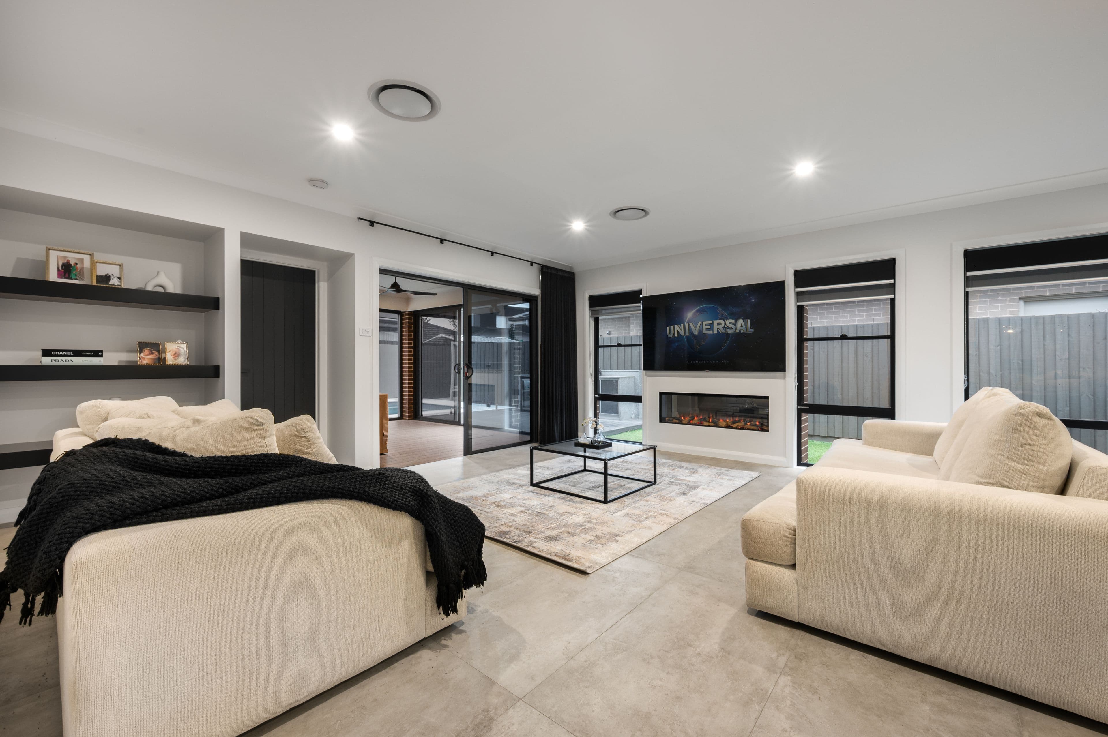 105 Pleasant Circuit, GLEDSWOOD HILLS NSW 2557, Gledswood Hills - Thumbnail 5