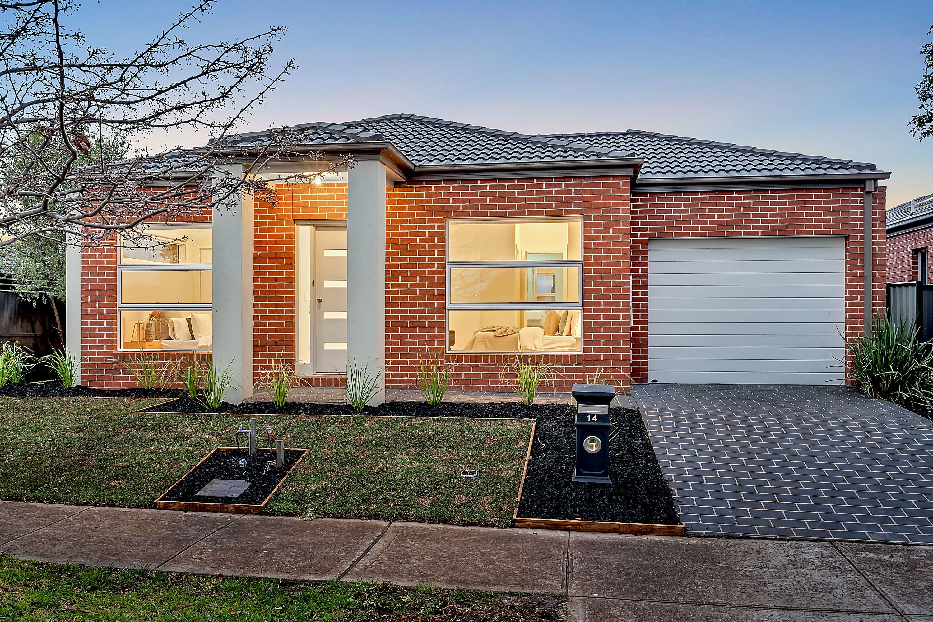 14 Greenham Avenue, Craigieburn VIC 3064, Craigieburn - Image 1