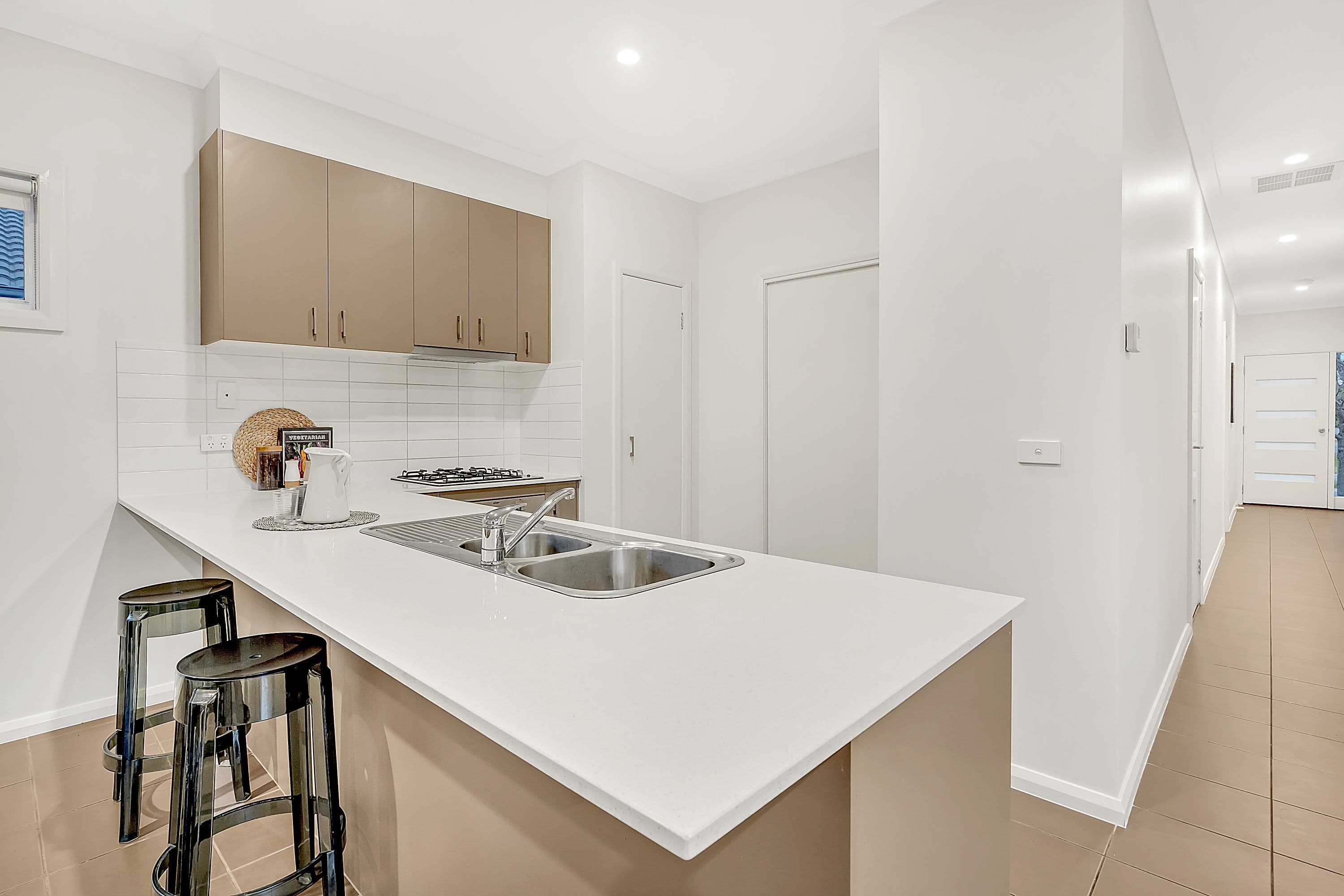 14 Greenham Avenue, Craigieburn VIC 3064, Craigieburn - Thumbnail 6