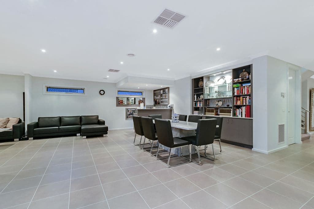 24 Brandon Crescent, BUNDOORA VIC 3083, Bundoora - Thumbnail 3