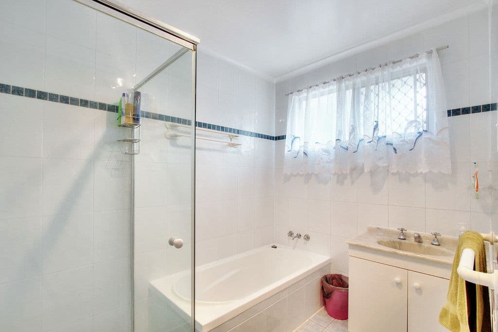 76 Juers Street, Kingston QLD 4114, Kingston - Thumbnail 8