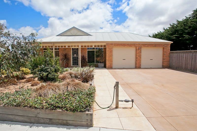 20 Greenfields Drive, MORIAC VIC 3240, Moriac - Thumbnail 2
