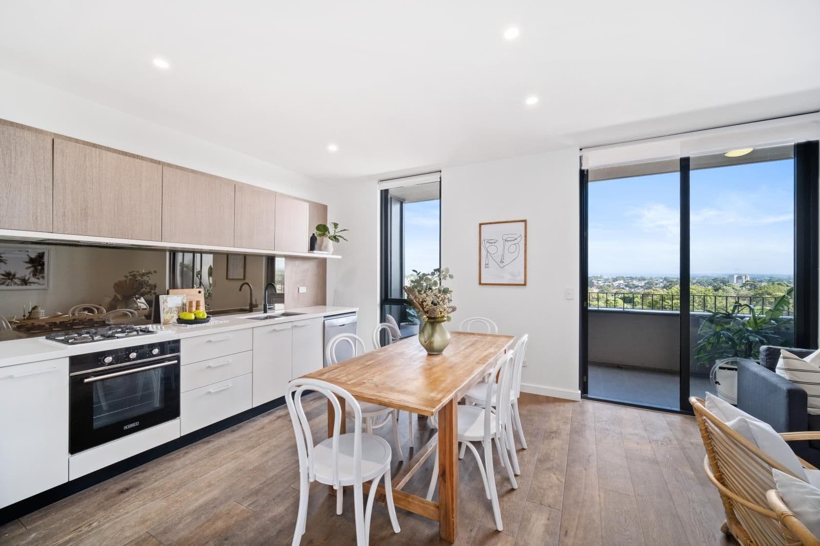 1 / 5 Burt Street, Auchenflower QLD 4066, Auchenflower - Thumbnail 2