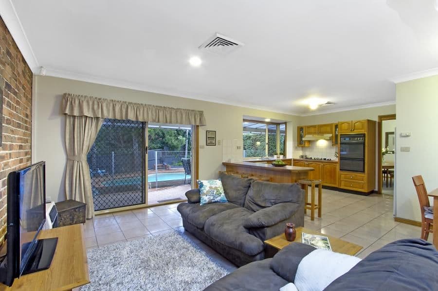 122 David Road, CASTLE HILL NSW 2154, Castle Hill - Thumbnail 2
