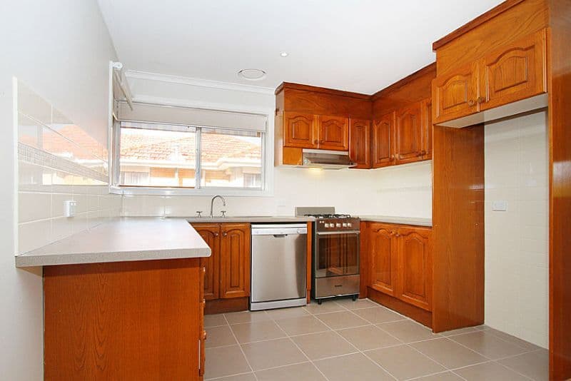 11 McKinnon Street, THOMASTOWN VIC 3074, Thomastown - Thumbnail 2