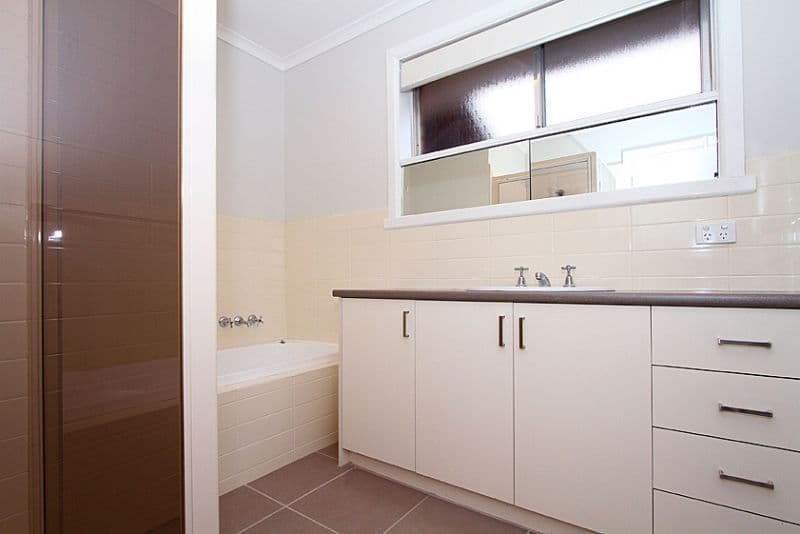 11 McKinnon Street, THOMASTOWN VIC 3074, Thomastown - Thumbnail 5