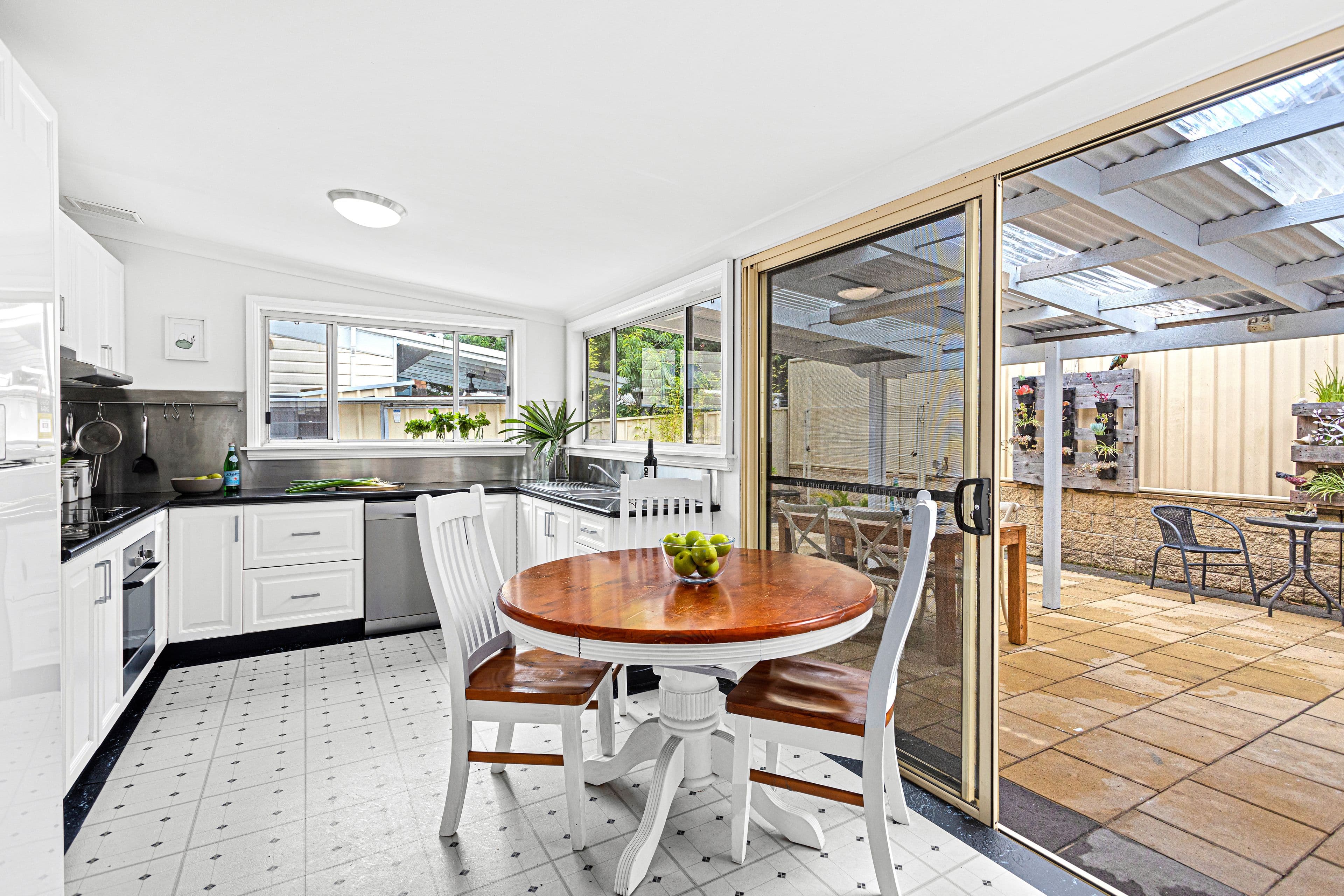 14 Hay Street, Helensburgh NSW 2508, Helensburgh - Thumbnail 3