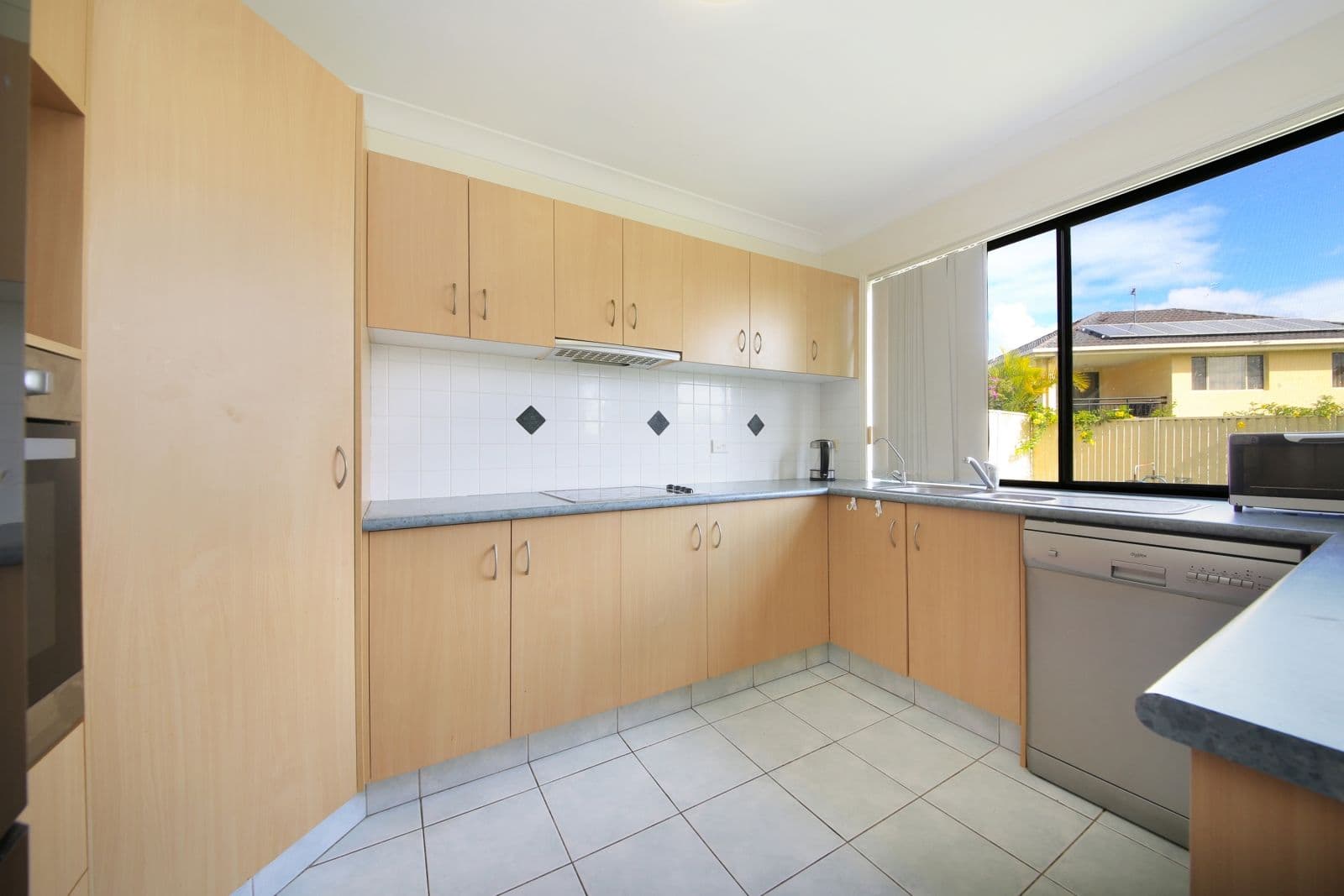 22 Respall Way, Arundel QLD 4214, Arundel - Thumbnail 5