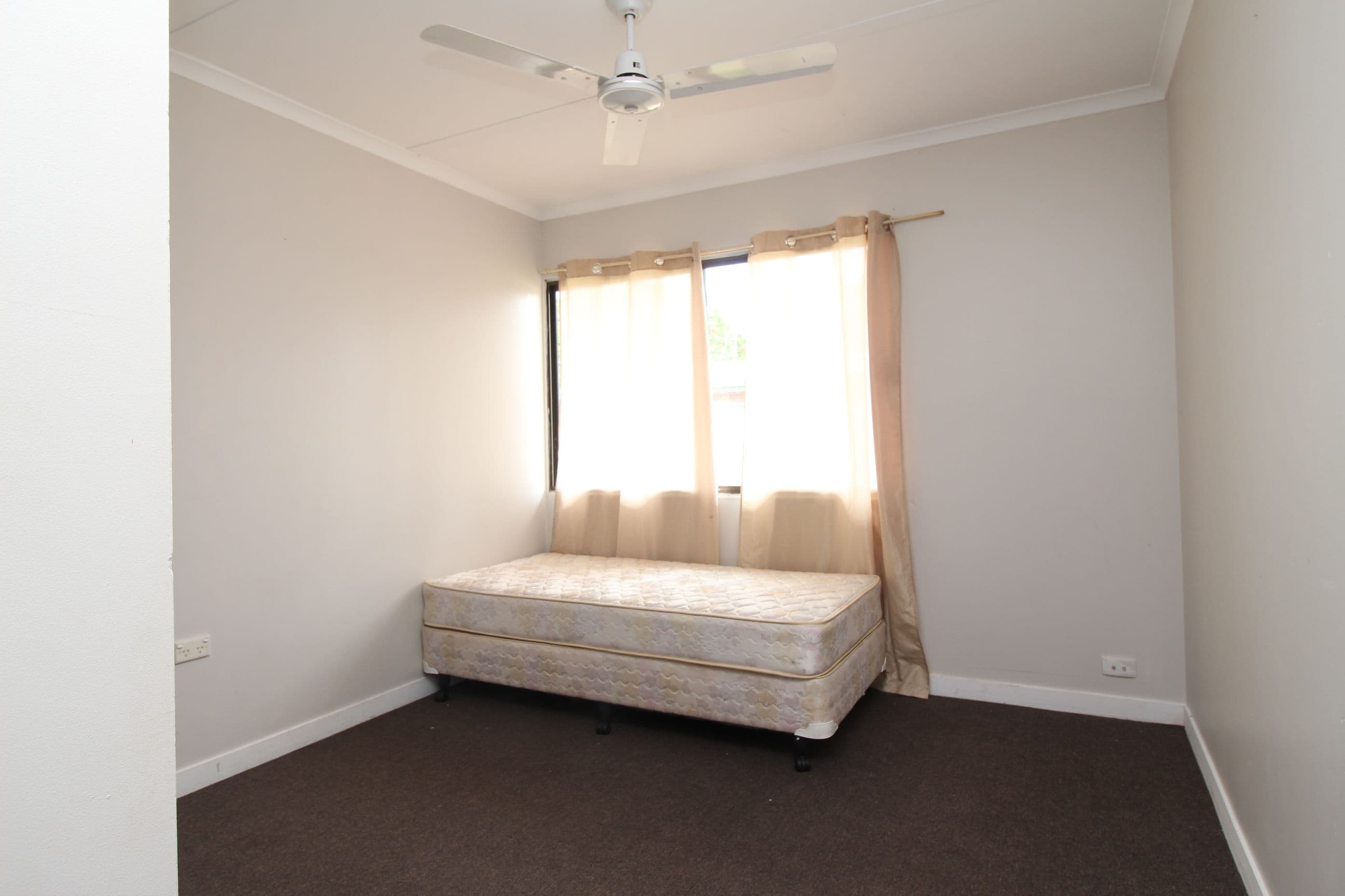 26 Diamond Avenue, Emerald QLD 4720, Emerald - Thumbnail 7