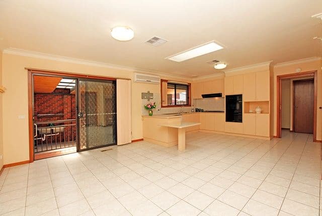 96E Cheddar Road, Reservoir VIC 3073, Reservoir - Thumbnail 2