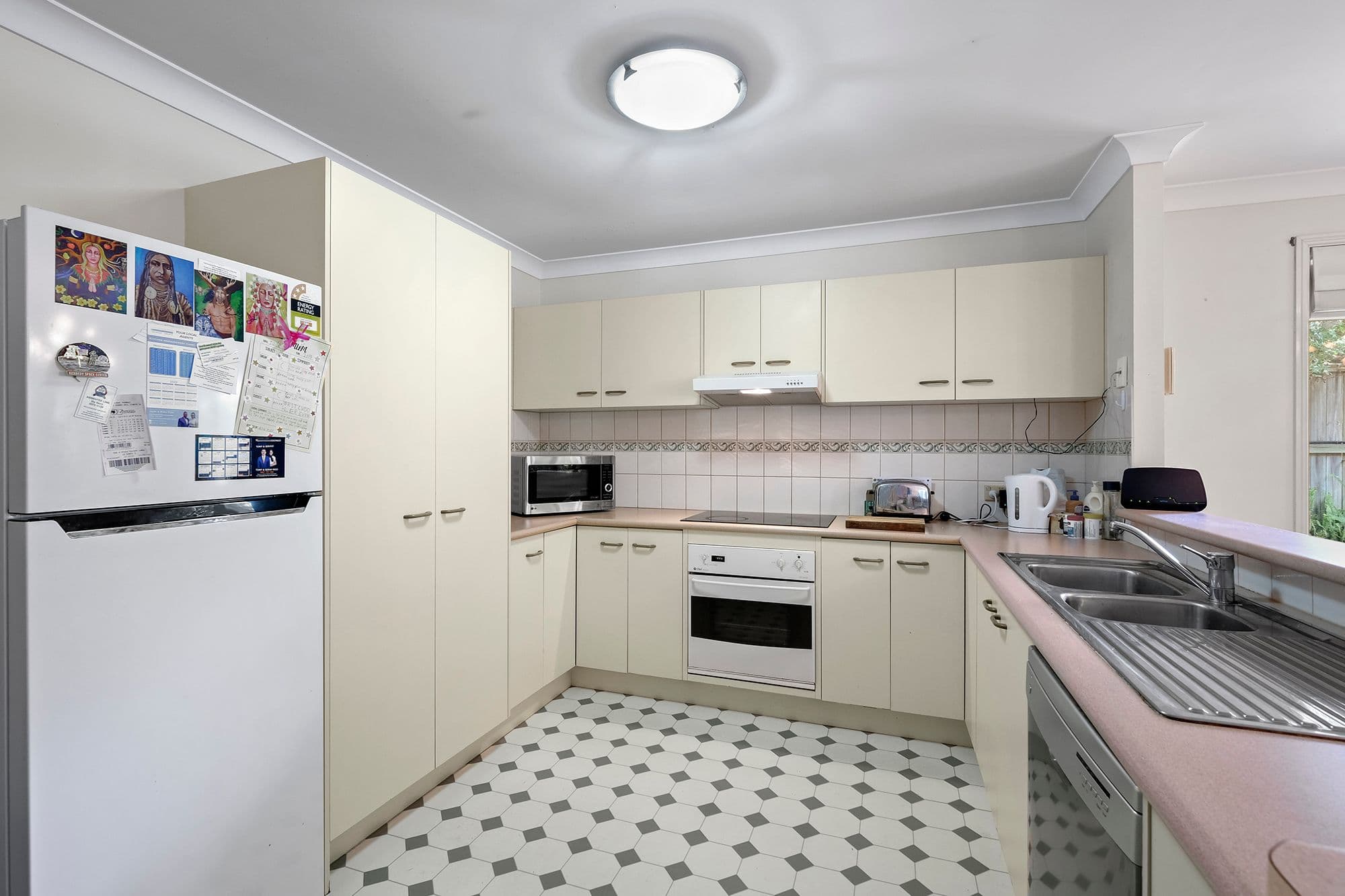 10 Tivoli Place, Forest Lake QLD 4078, Forest Lake - Thumbnail 2