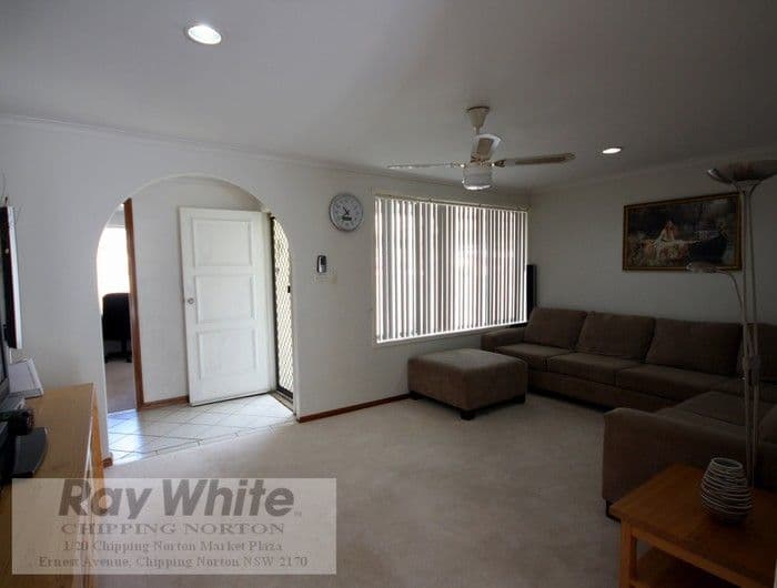 5 Haddenham Street, CHIPPING NORTON NSW 2170, Chipping Norton - Thumbnail 3