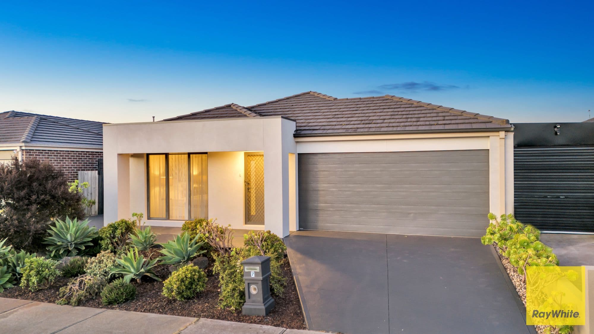 7 Gianni Court, Tarneit VIC 3029, Tarneit - Thumbnail 2