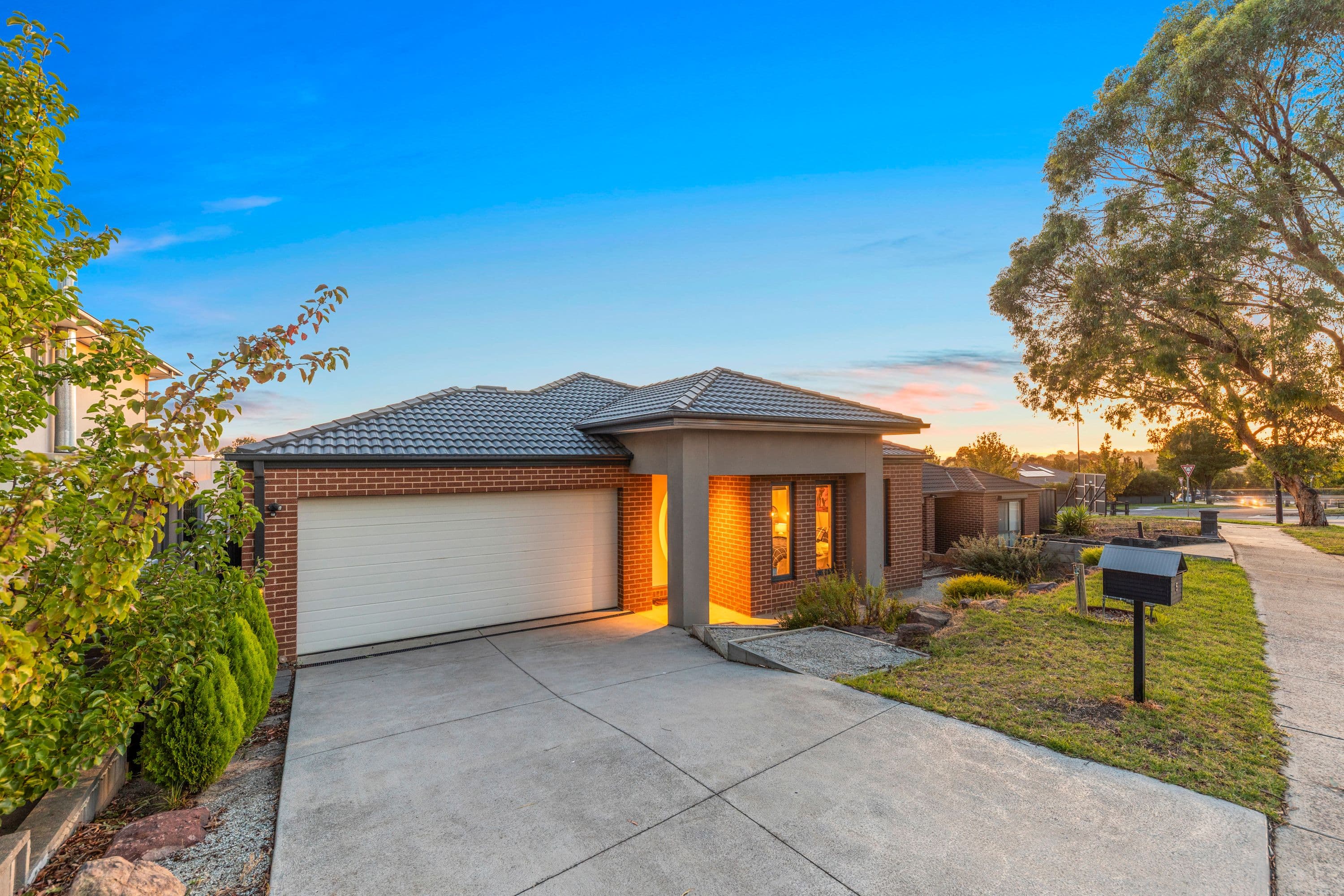 6 Superior Waters, Pakenham VIC 3810, Pakenham - Thumbnail 2