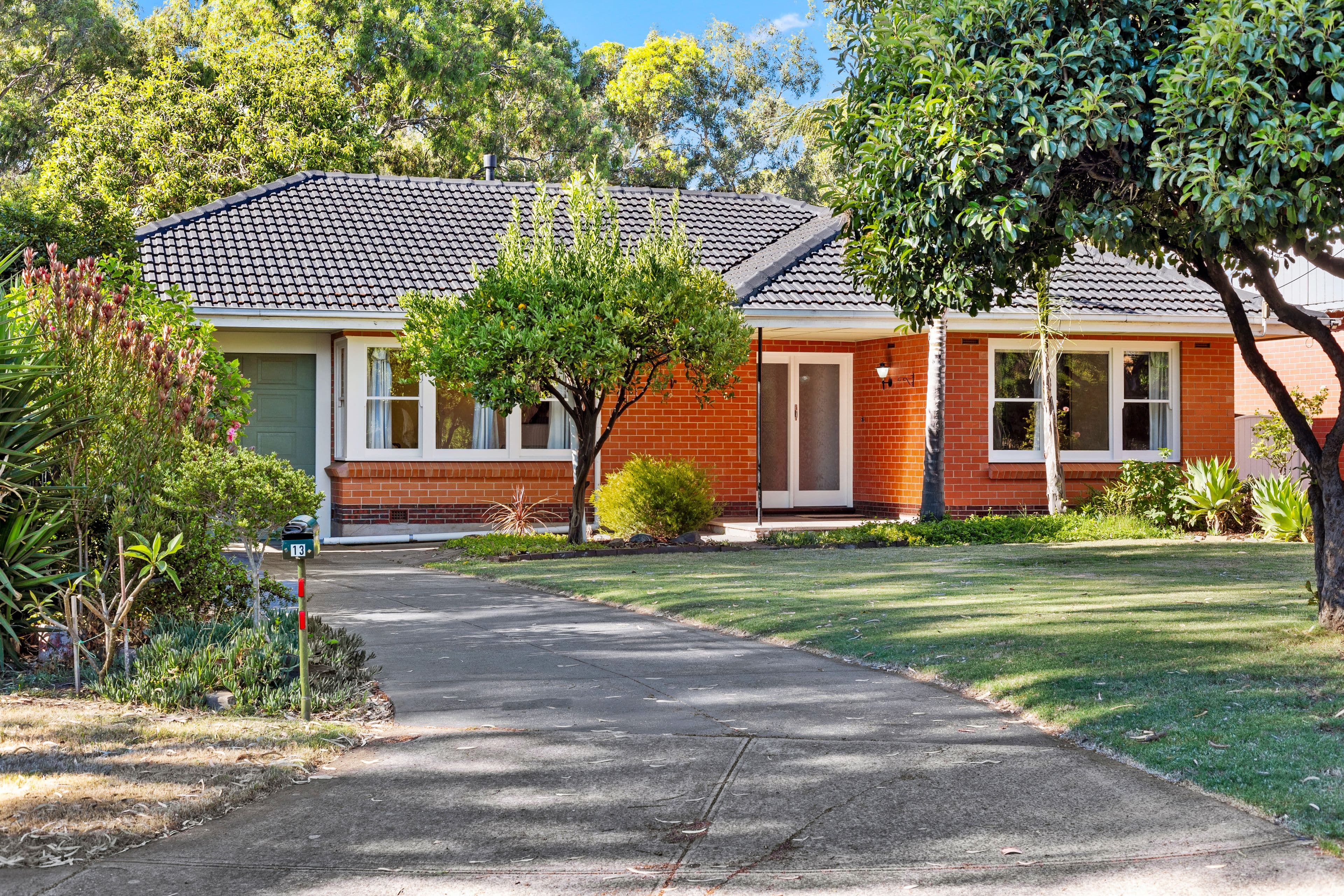 13 Creighton Avenue, Morphett Vale SA 5162, Morphett Vale - Image 1