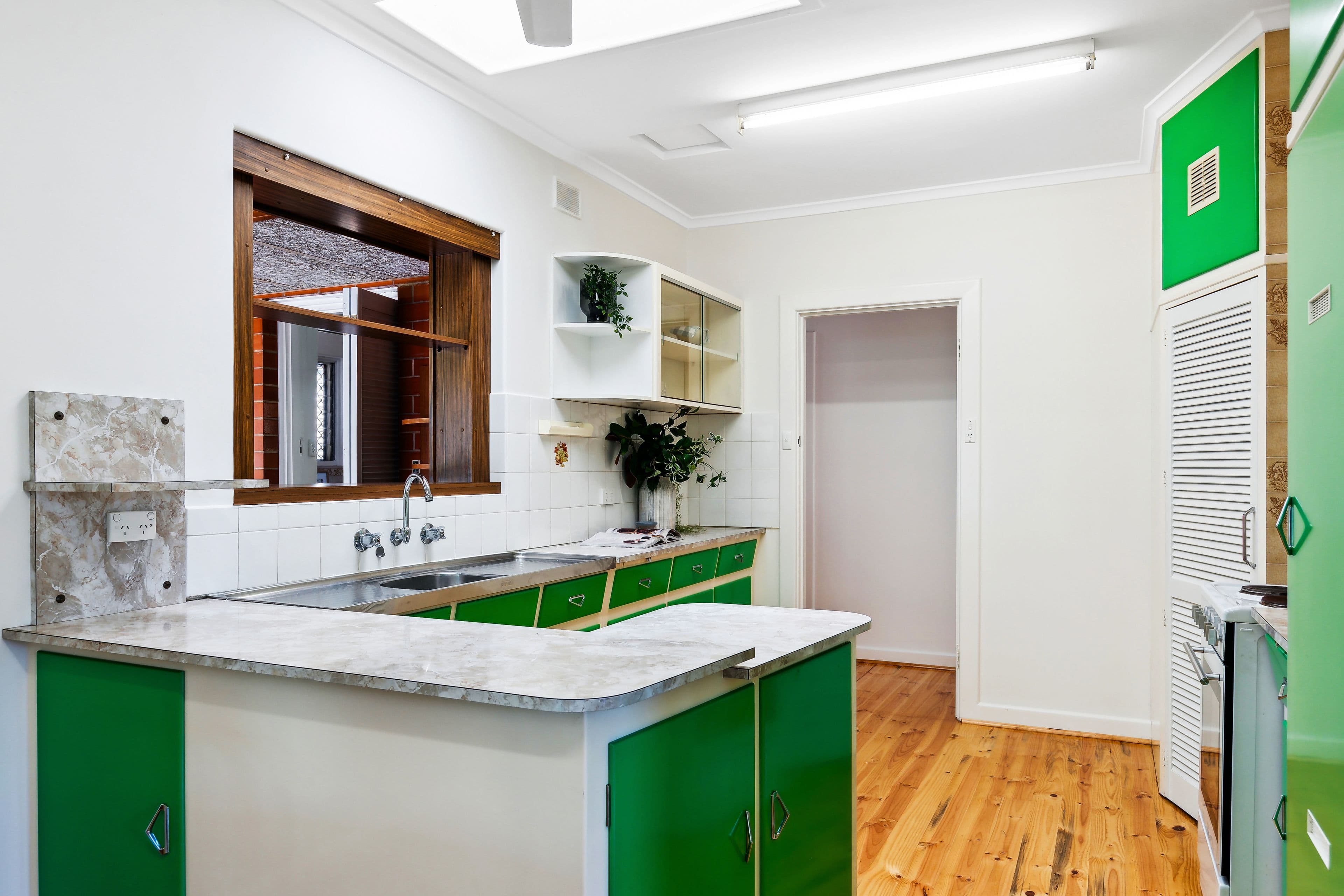 13 Creighton Avenue, Morphett Vale SA 5162, Morphett Vale - Thumbnail 3