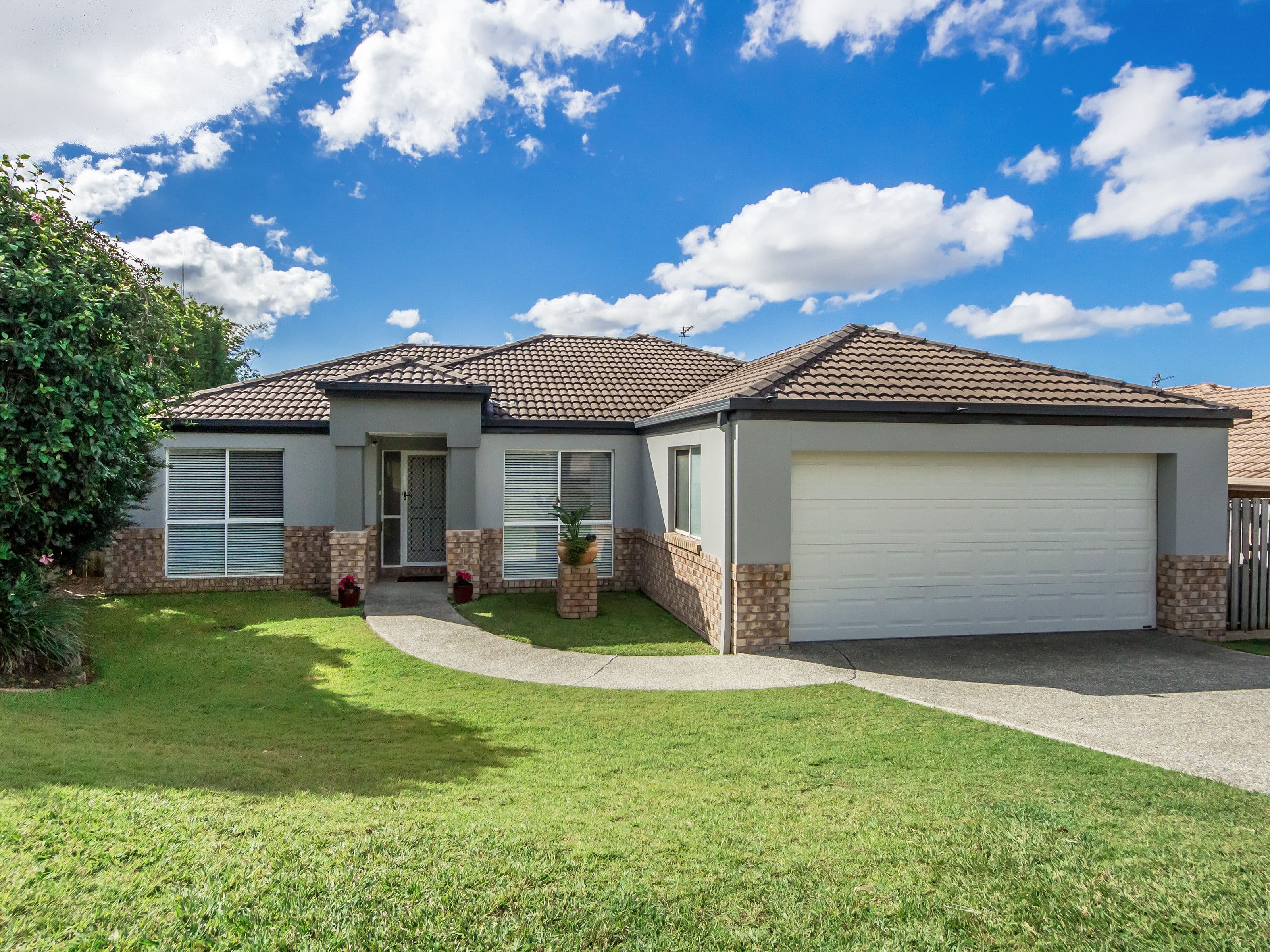 25 Heather Drive, Upper Coomera QLD 4209, Upper Coomera - Thumbnail 2