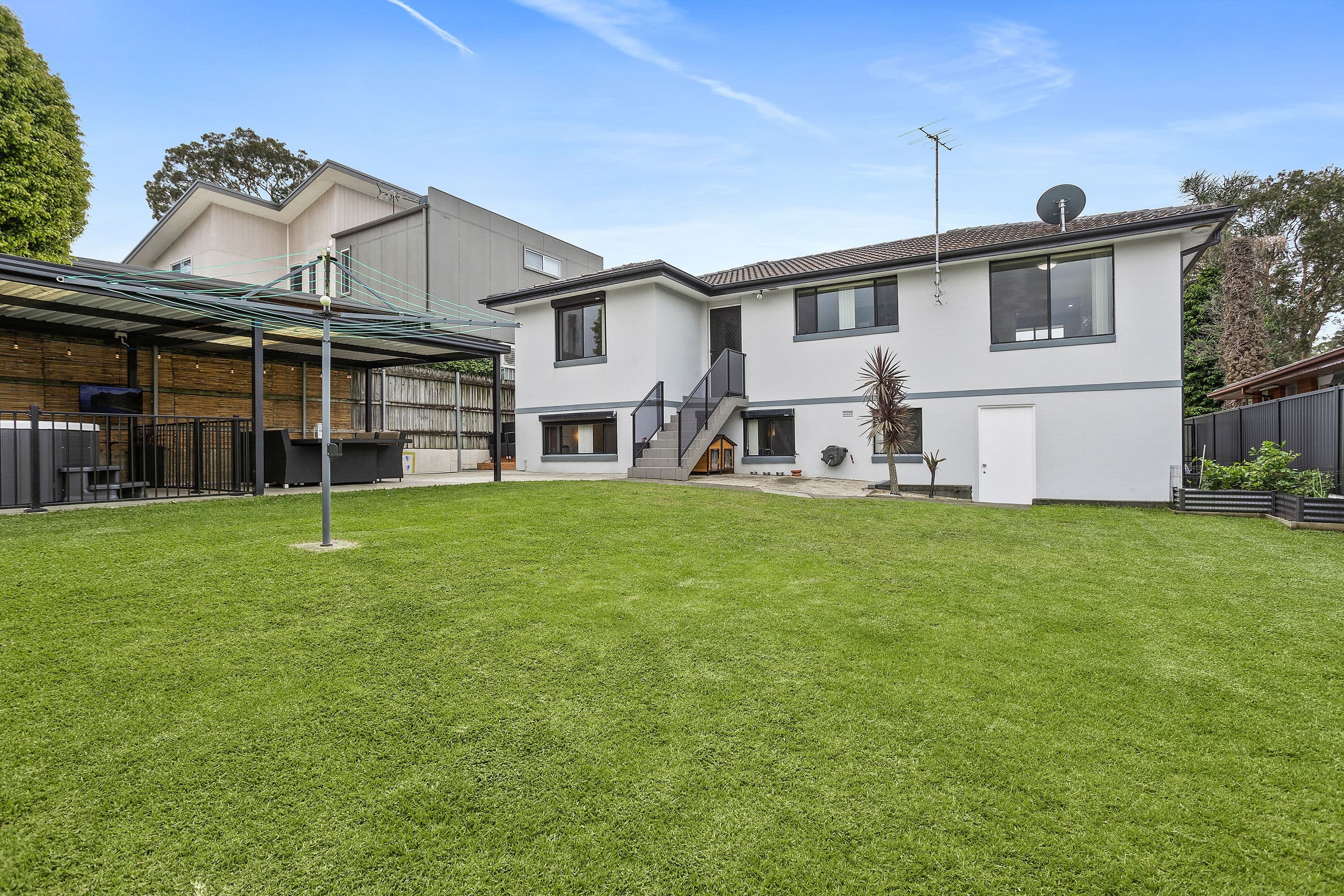 31 Pritchard Place, Peakhurst NSW 2210, Peakhurst - Thumbnail 2