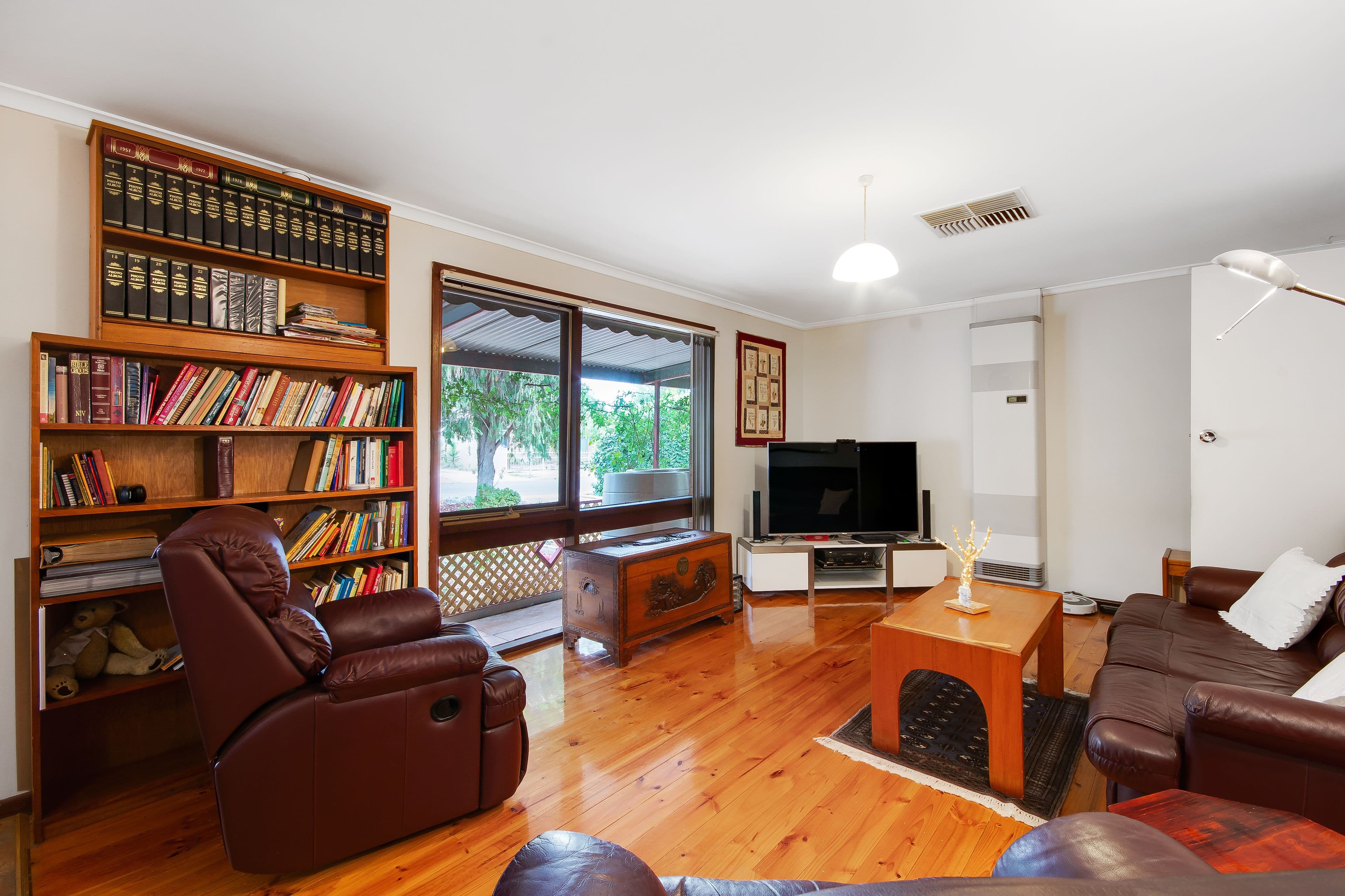 6 Lulama Crescent, Munno Para SA 5115, Munno Para - Thumbnail 2