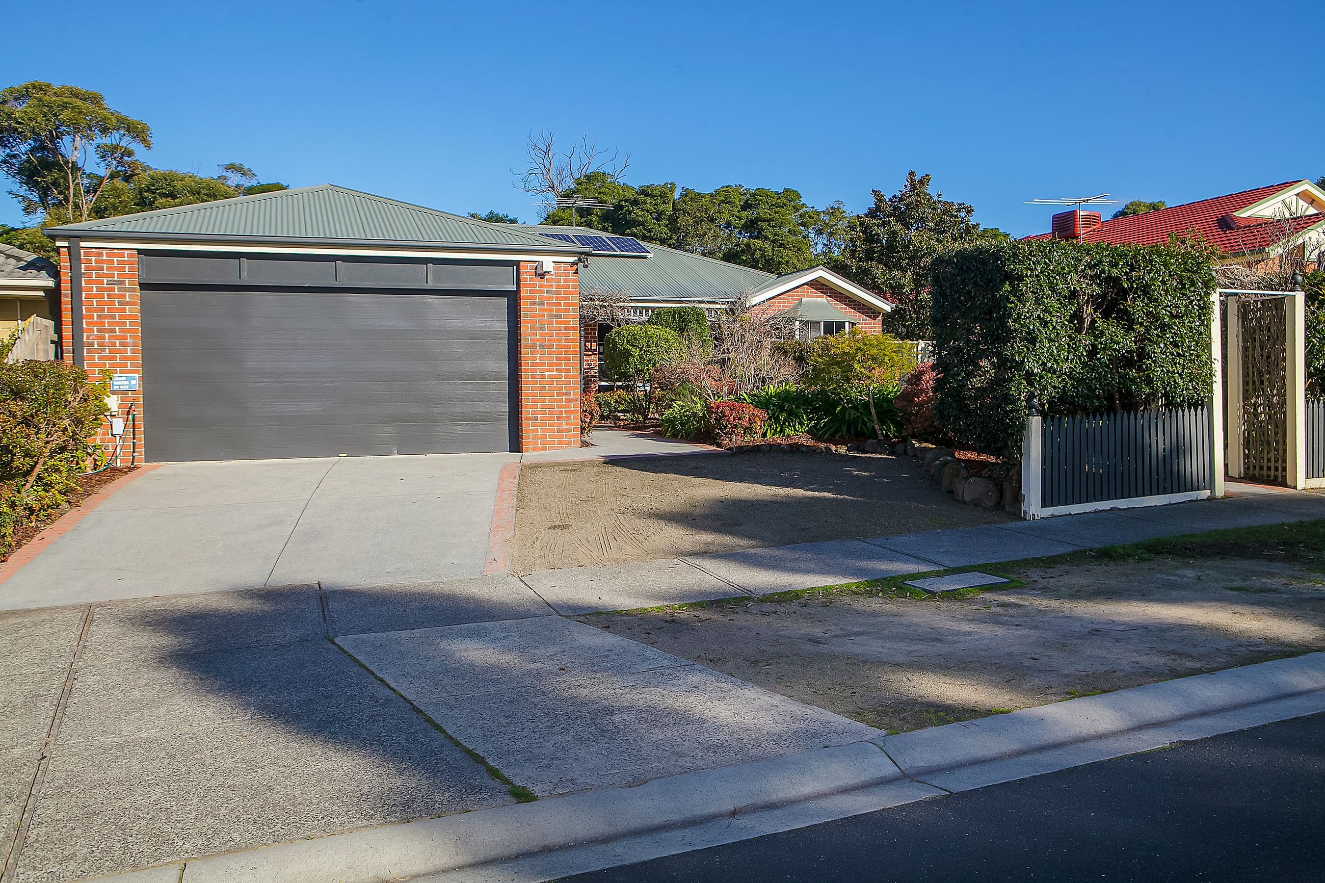 24 Trentham Way, Langwarrin VIC 3910, Langwarrin - Thumbnail 2