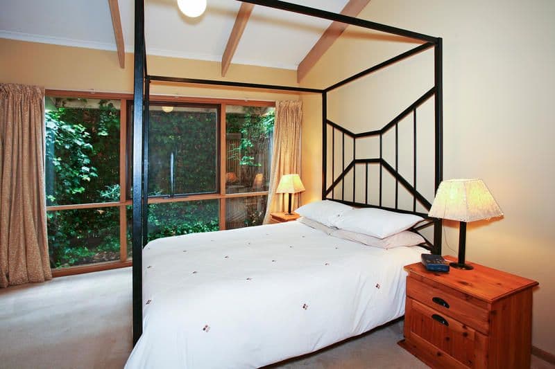 45 Wandana Drive, WANDANA HEIGHTS VIC 3216, Wandana Heights - Thumbnail 4