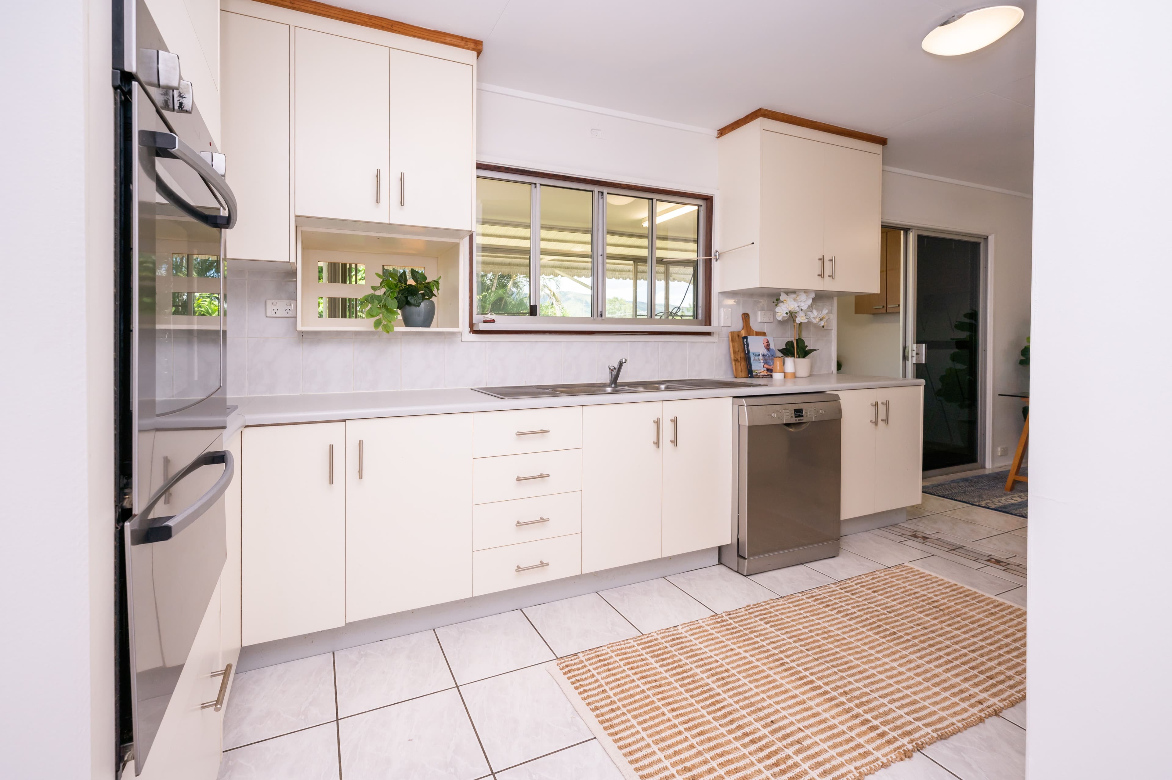 6 Northwest Crescent, Cranbrook QLD 4814, Cranbrook - Thumbnail 2