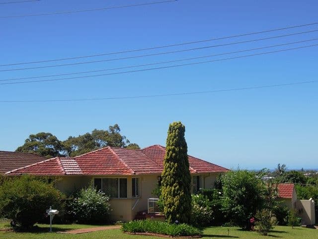 31 Virginia Terrace, THIRROUL NSW 2515, Thirroul - Thumbnail 2