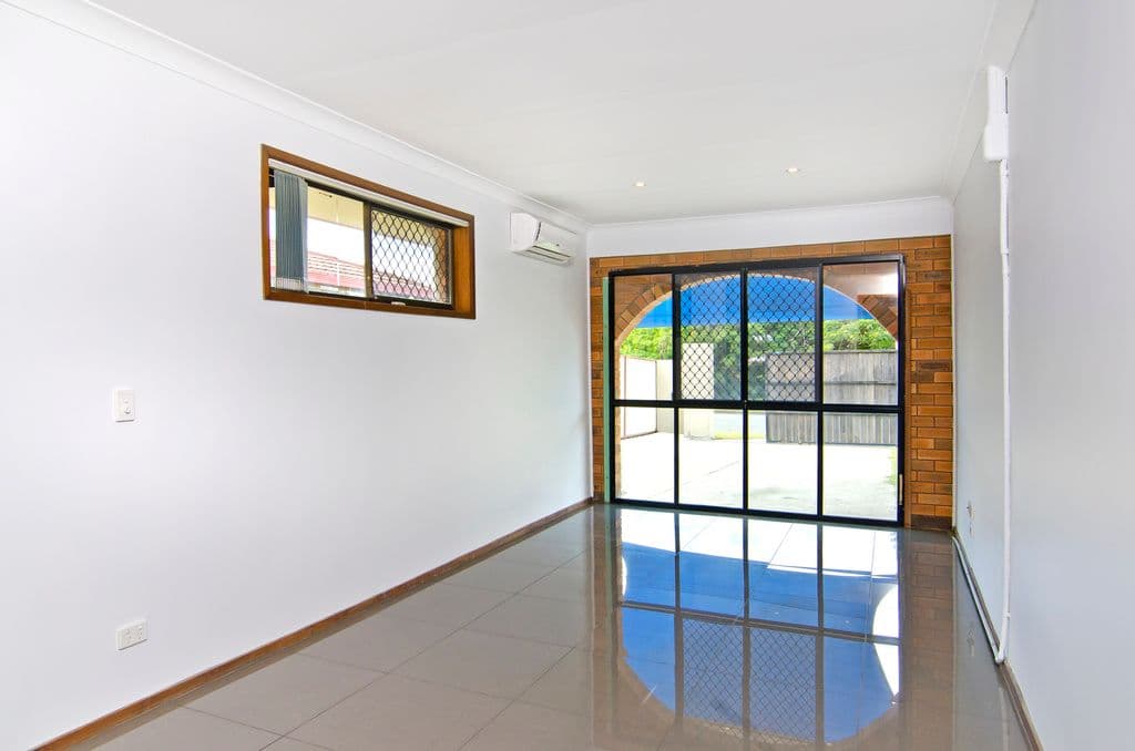 15 Colvillea Court, PALM BEACH QLD 4221, Palm Beach - Thumbnail 8