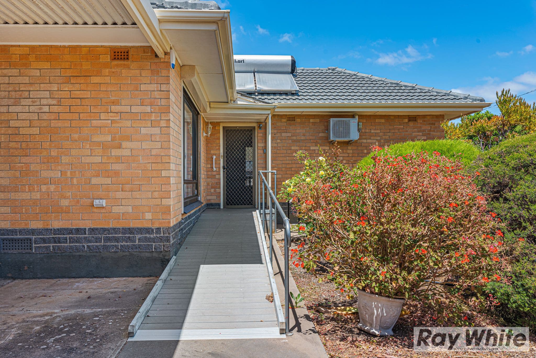 16 Eton Road, Reynella SA 5161, Reynella - Thumbnail 3