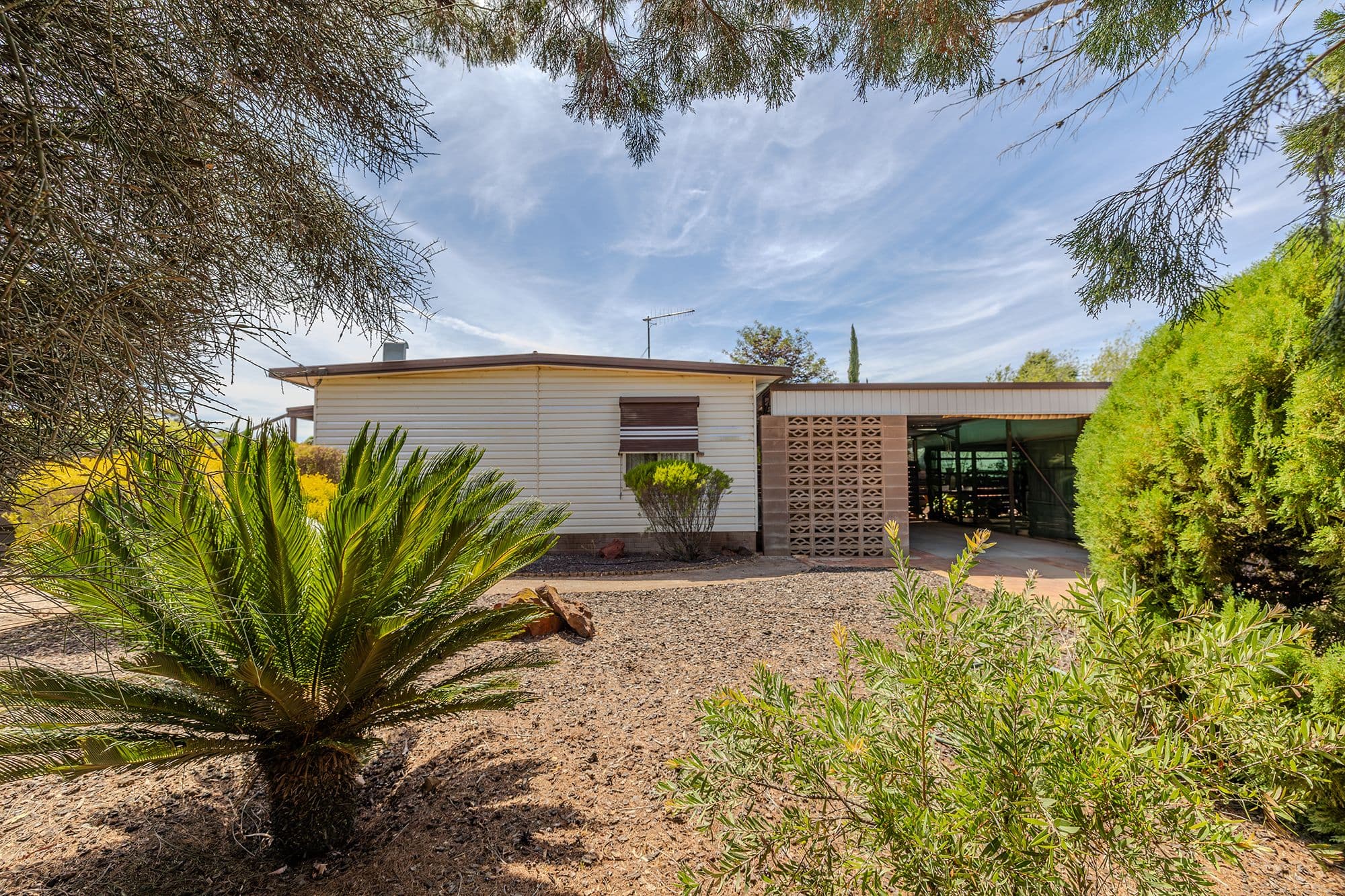 37 Johnson Street, Ouyen VIC 3490, Ouyen - Thumbnail 2