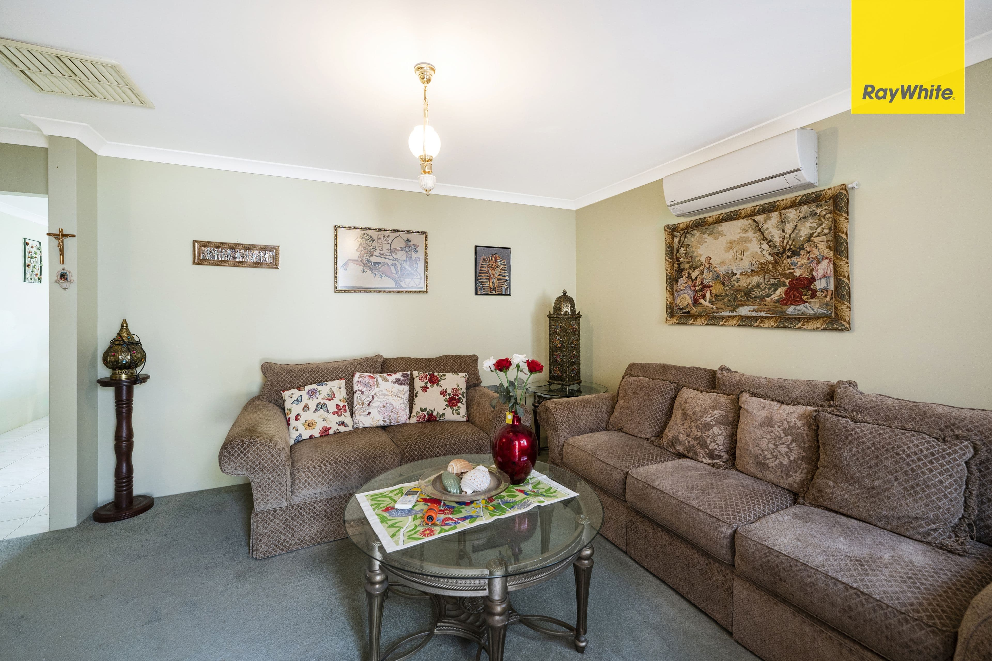 136 Hillsborough Drive, Nollamara WA 6061, Nollamara - Thumbnail 5