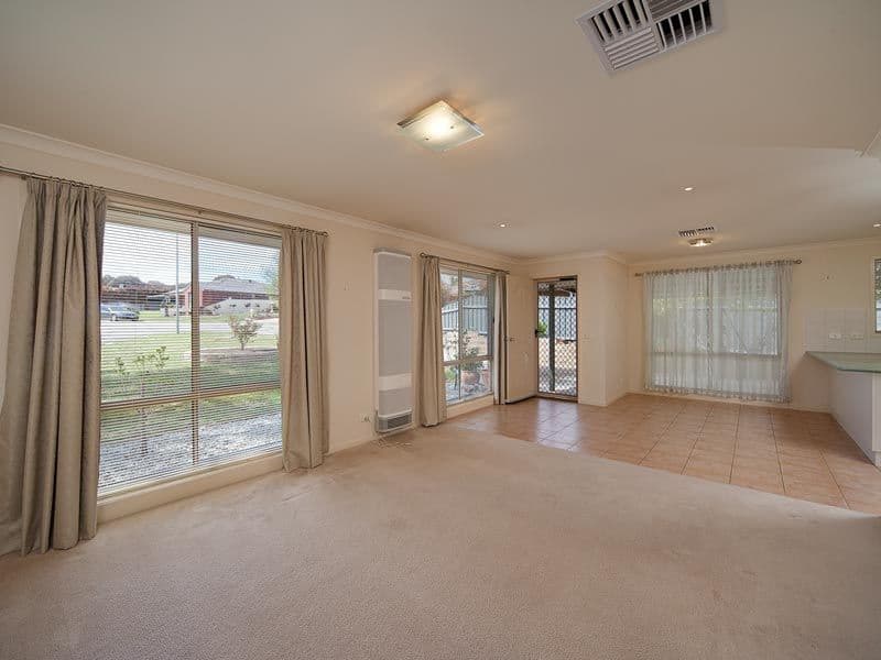 11 Manuka Court, THURGOONA NSW 2640, Thurgoona - Thumbnail 3