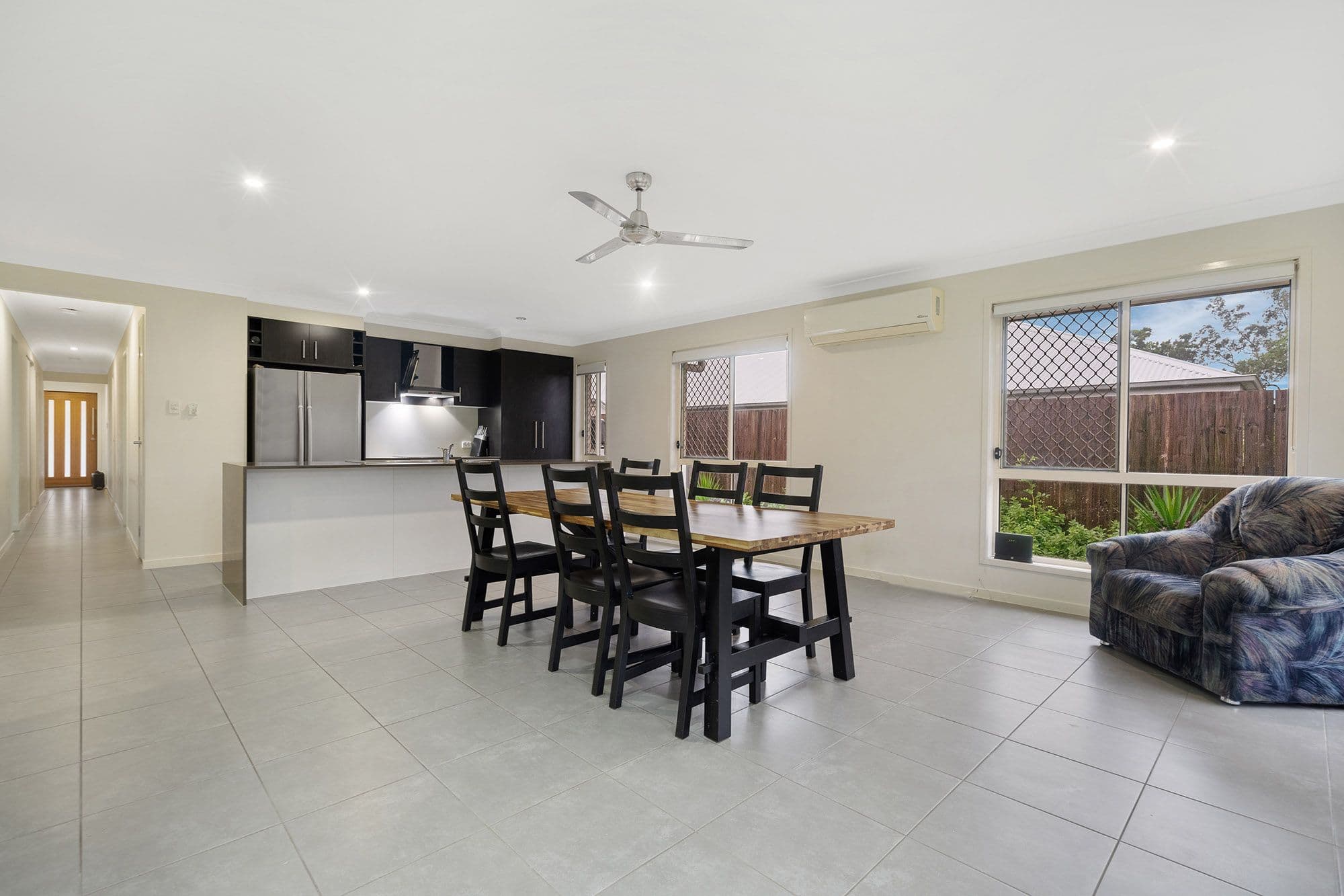 11 Songbird Circuit, FLAGSTONE QLD 4280, Flagstone - Thumbnail 7