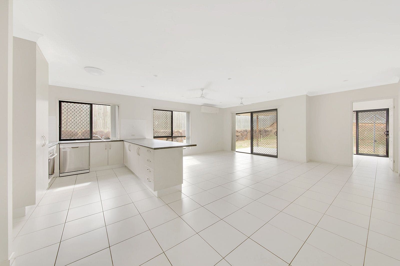 6 Sybil Court, Calliope QLD 4680, Calliope - Thumbnail 2