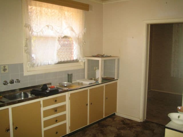 23 Lindsay Street, ELIZABETH DOWNS SA 5113, Elizabeth Downs - Thumbnail 2