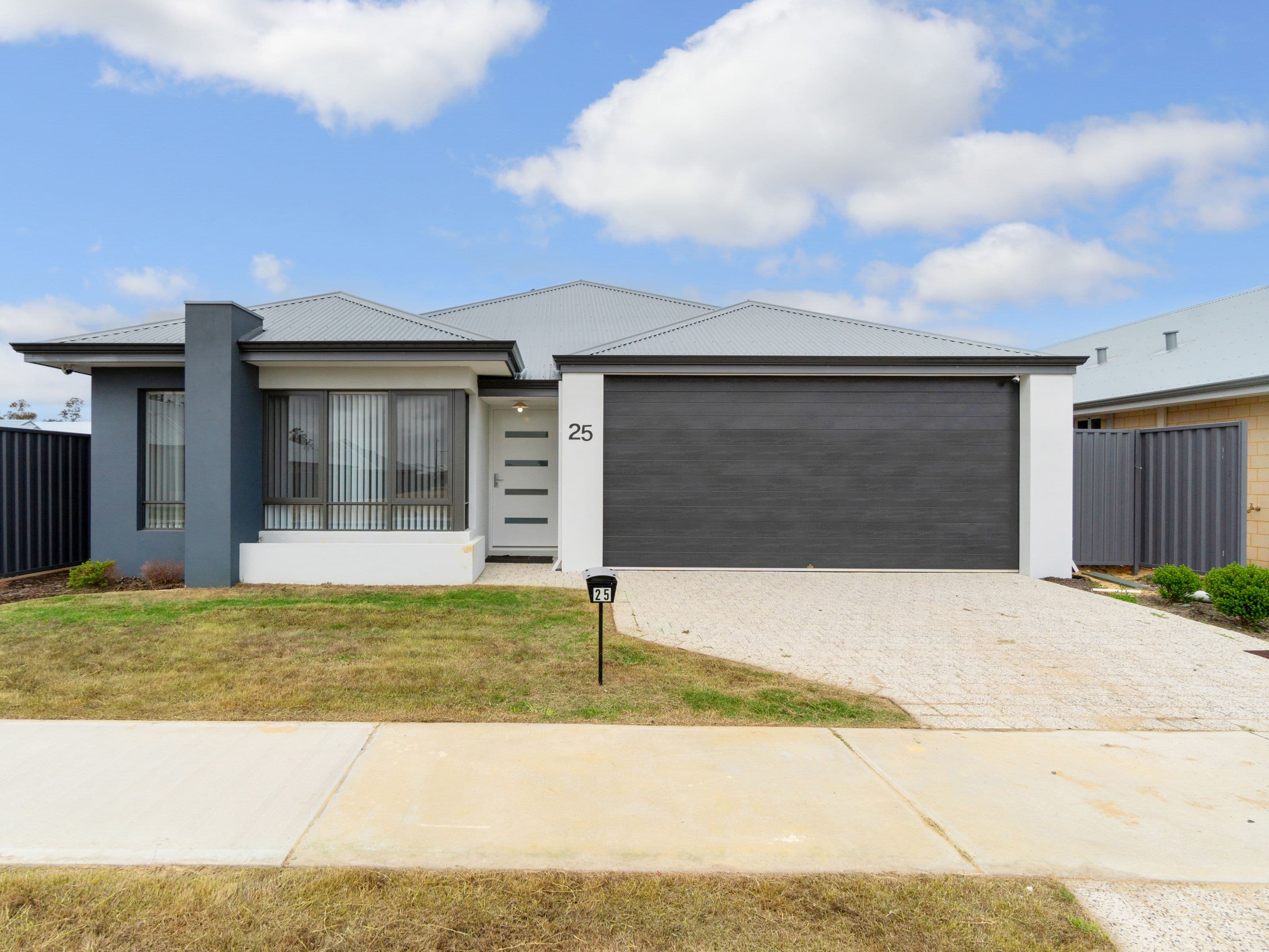 25 Aquitaine Boulevard, Forrestdale WA 6112, Forrestdale - Thumbnail 2