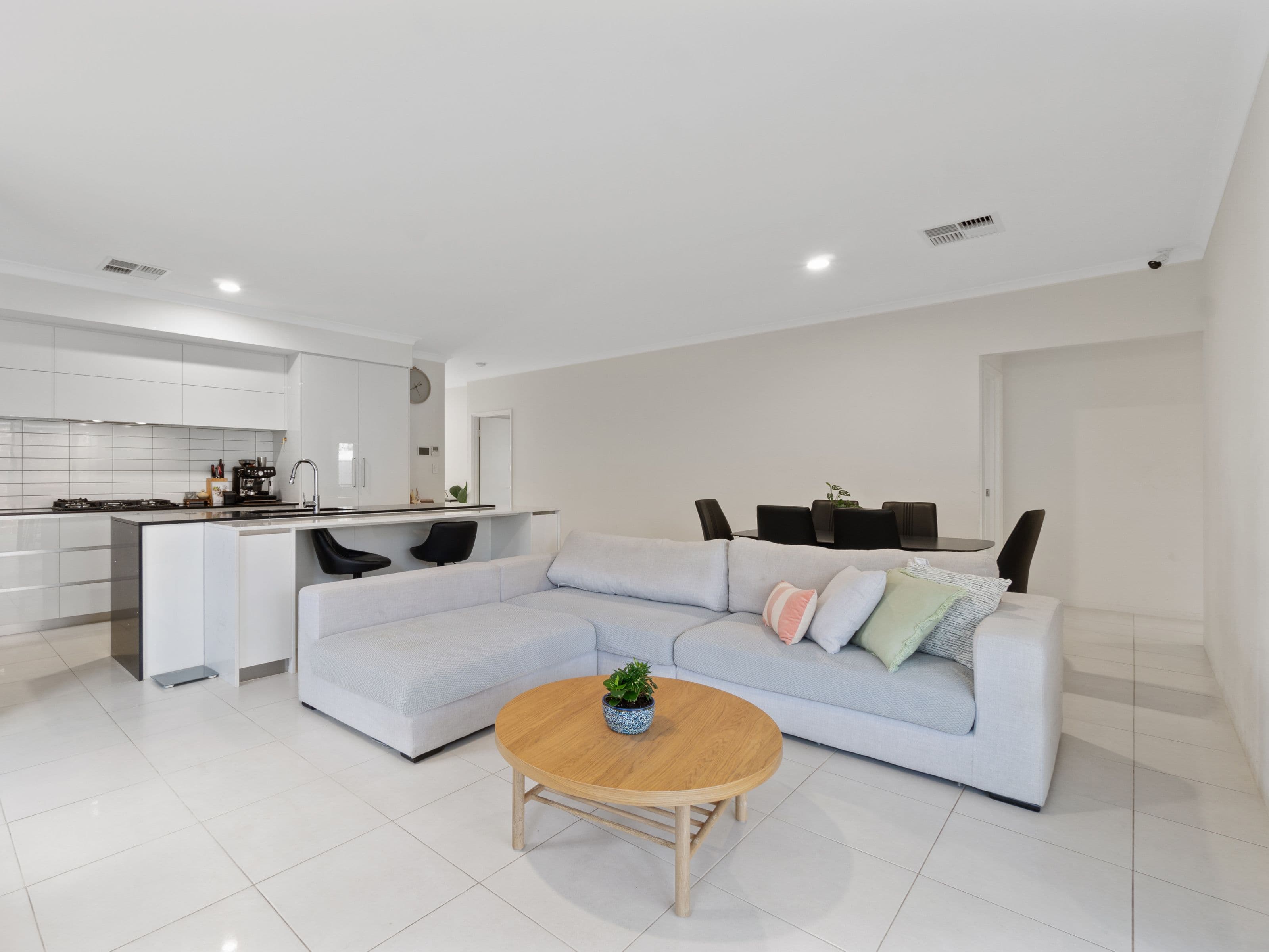 25 Aquitaine Boulevard, Forrestdale WA 6112, Forrestdale - Thumbnail 5