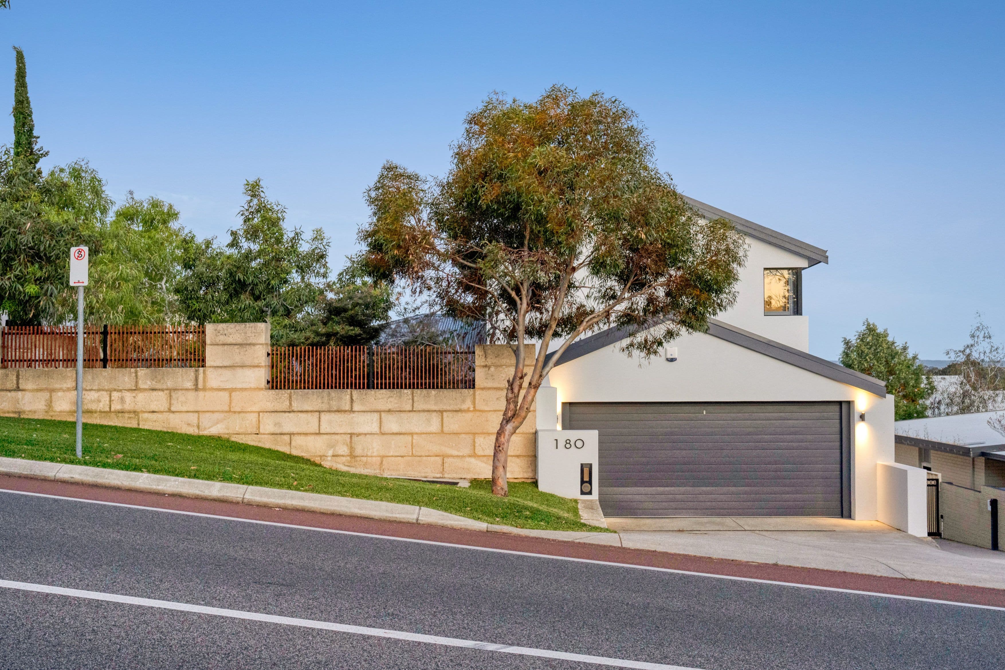 180 Reynolds Road, Mount Pleasant WA 6153, Mount Pleasant - Thumbnail 3