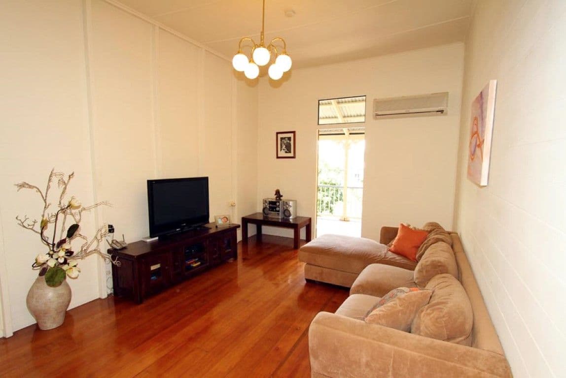 4 Davis Street, The Range QLD 4700, The Range - Thumbnail 4
