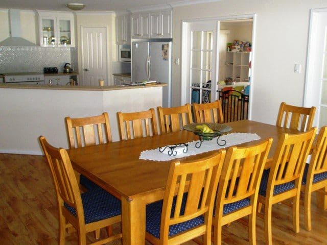 33 Melaleuca Drive, WOORREE WA 6530, Woorree - Thumbnail 3