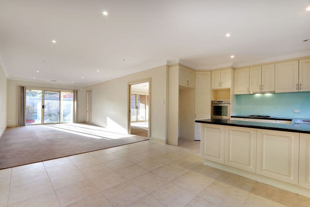15 St James Park Rise, MOOROOLBARK VIC 3138, Mooroolbark - Thumbnail 4