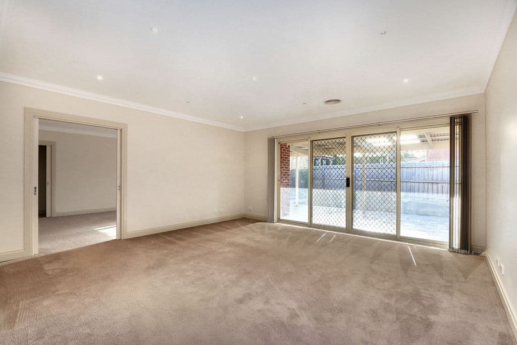15 St James Park Rise, MOOROOLBARK VIC 3138, Mooroolbark - Thumbnail 7