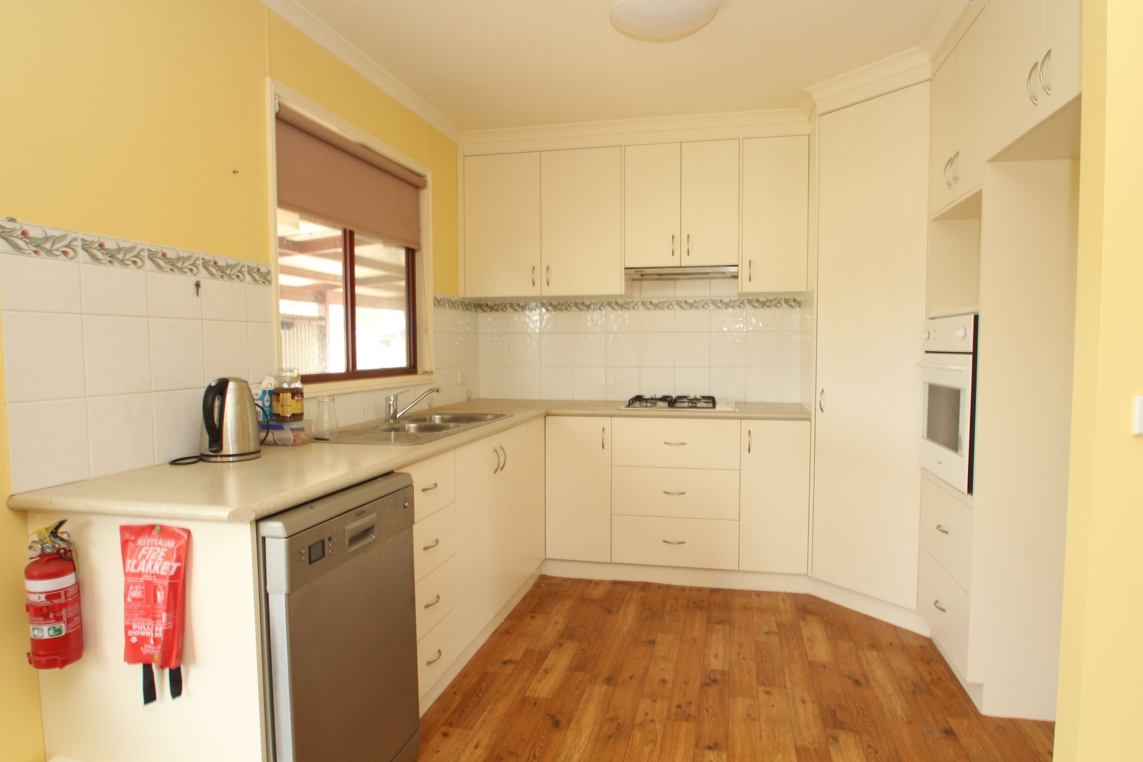 38 Hill Street, Tocumwal NSW 2714, Tocumwal - Thumbnail 2