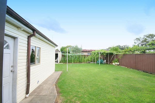 26 Tennyson Road, GREENACRE NSW 2190, Greenacre - Thumbnail 2
