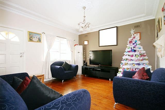 26 Tennyson Road, GREENACRE NSW 2190, Greenacre - Thumbnail 3