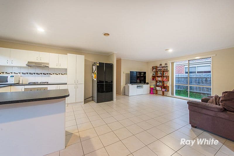29a Staunton Walk, Cranbourne East VIC 3977, Cranbourne East - Thumbnail 3