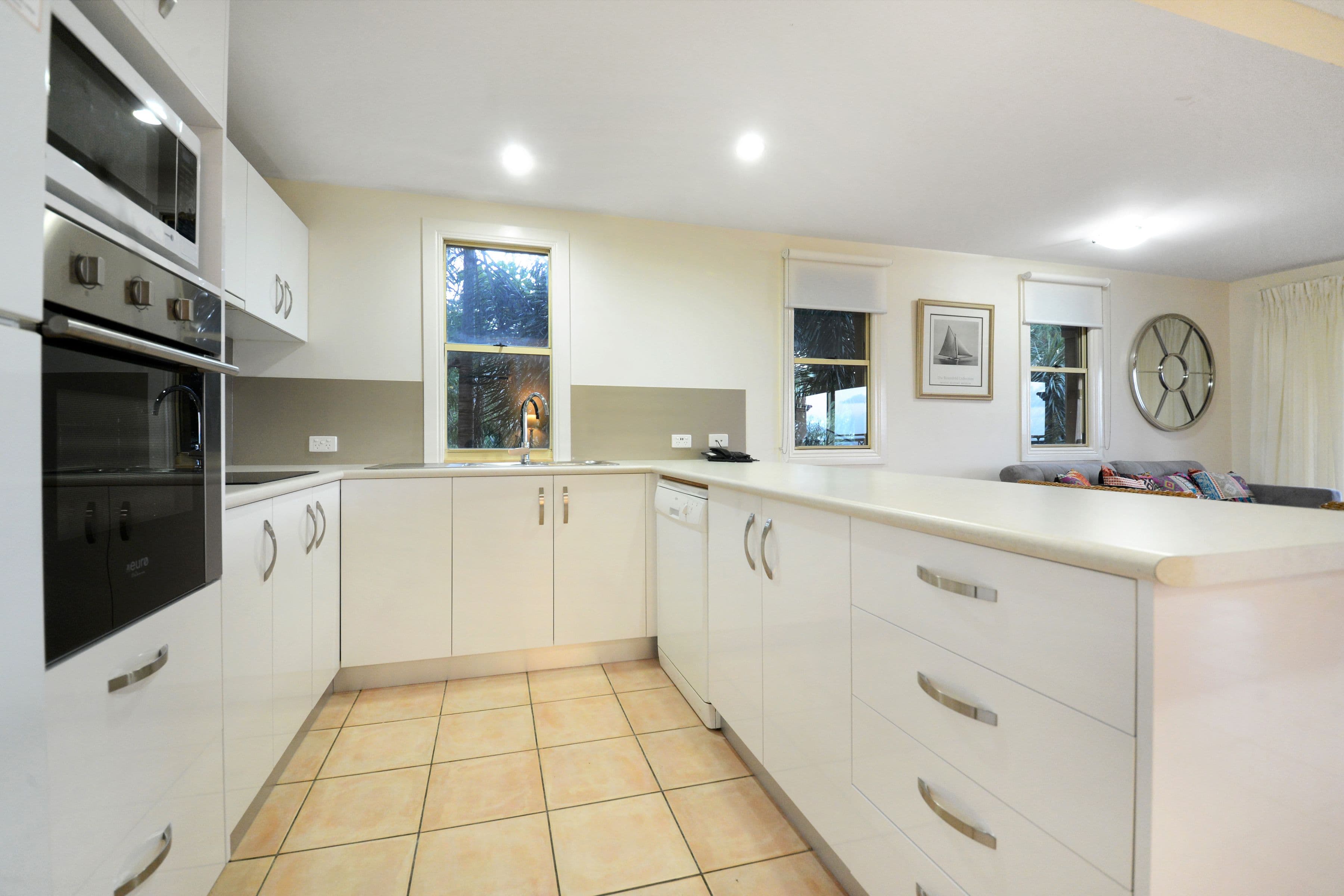 10 Golden Orchid Drive, Airlie Beach QLD 4802, Airlie Beach - Thumbnail 7