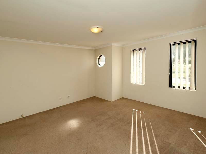 40 Rees Crescent, ROCKINGHAM WA 6168, Rockingham - Thumbnail 5
