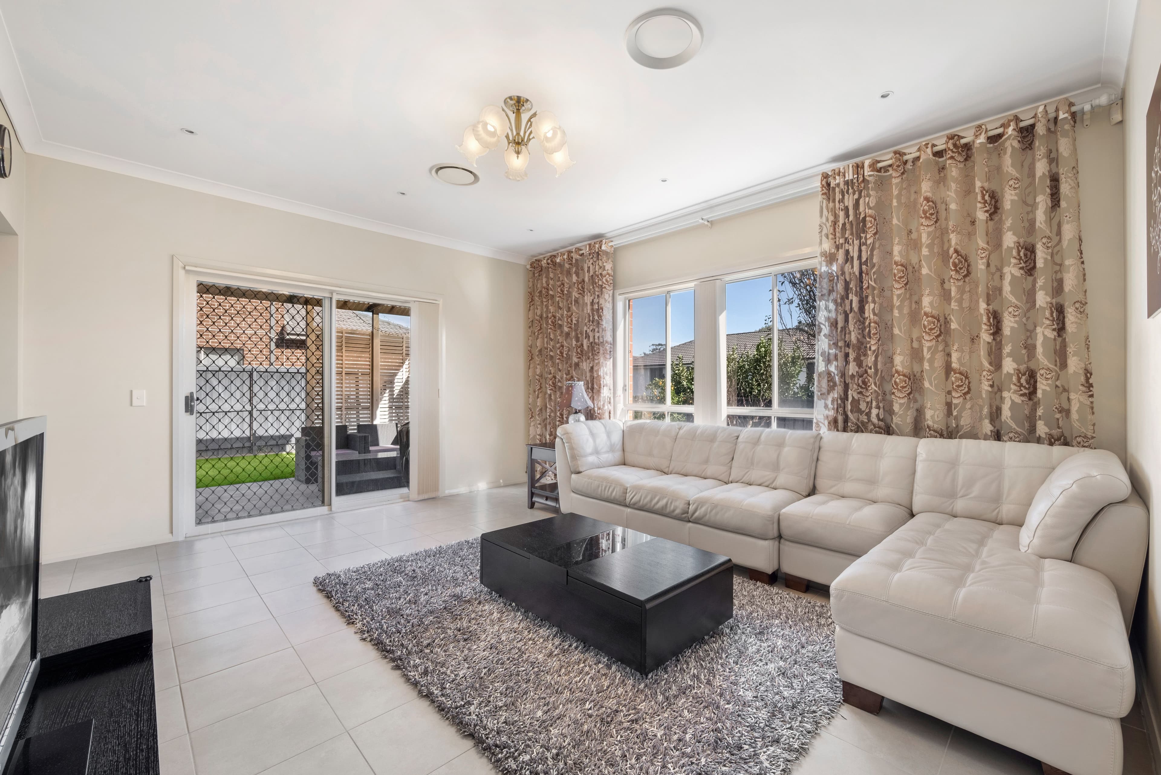13 Matilda Lane, Glenfield NSW 2167, Glenfield - Thumbnail 2